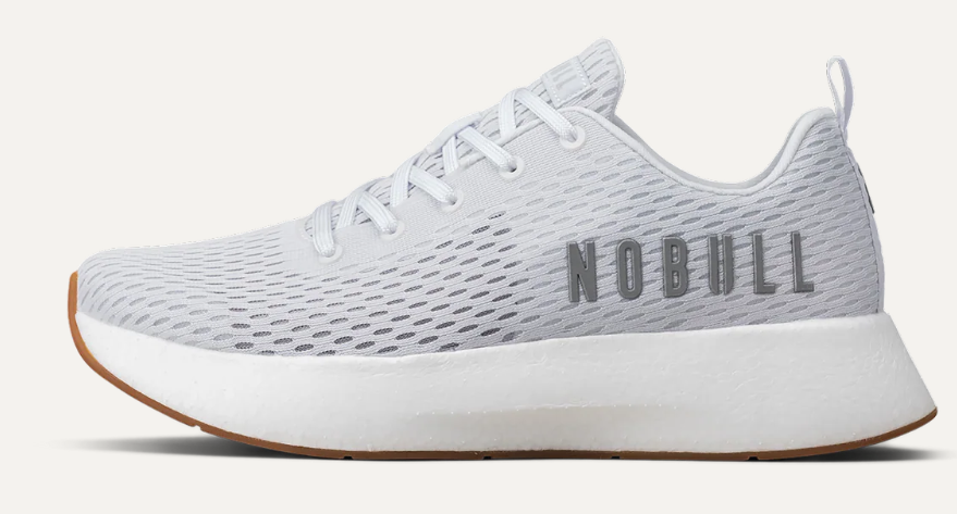 NOBULL: Die stille Kraft im Fitnessmarkt – Warum Deutschlands Athleten zunehmend auf Performance ohne Schnickschnack setzen